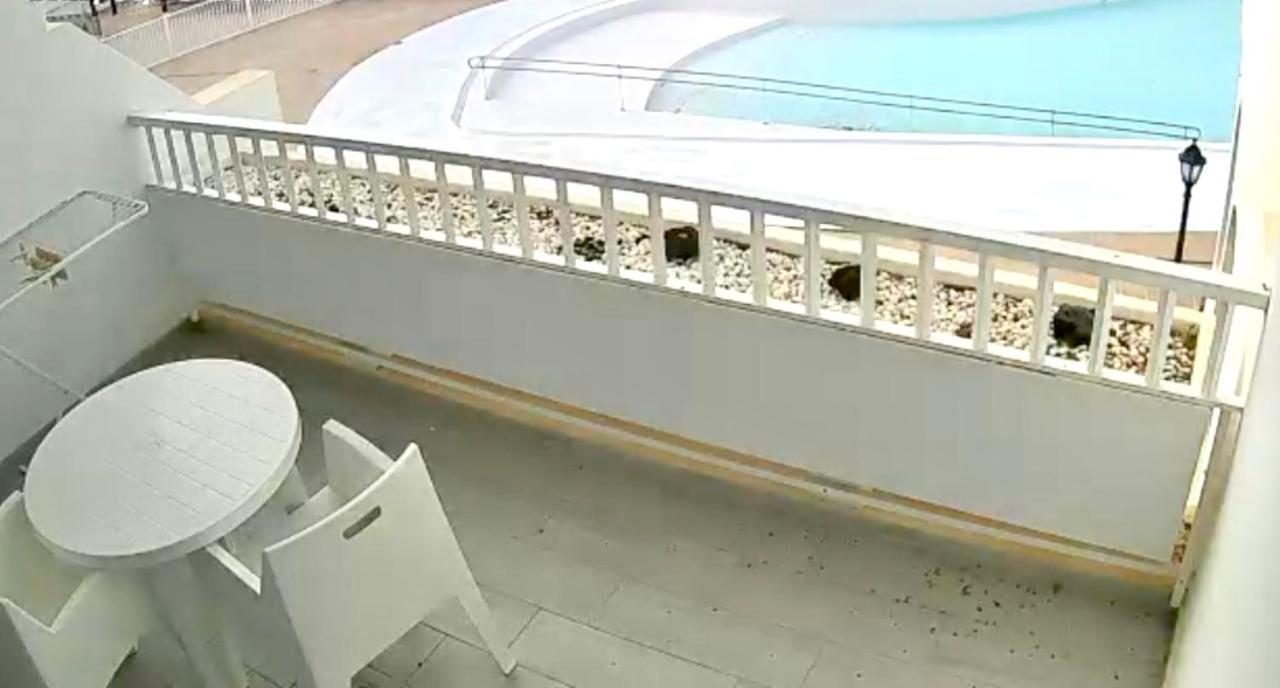 Pistachio Apartment 323 - Lanzarote Apartment كوستا تاغيسي المظهر الخارجي الصورة