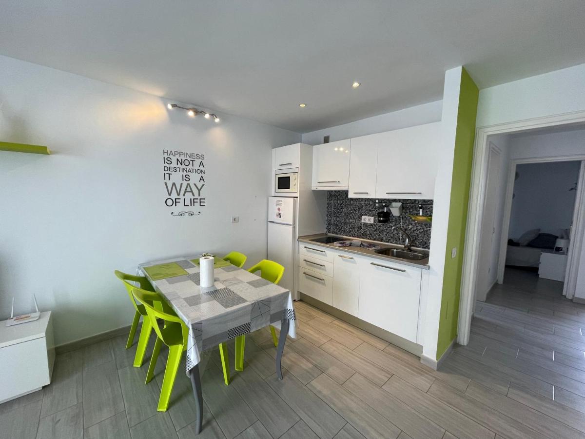 Pistachio Apartment 323 - Lanzarote Apartment كوستا تاغيسي المظهر الخارجي الصورة