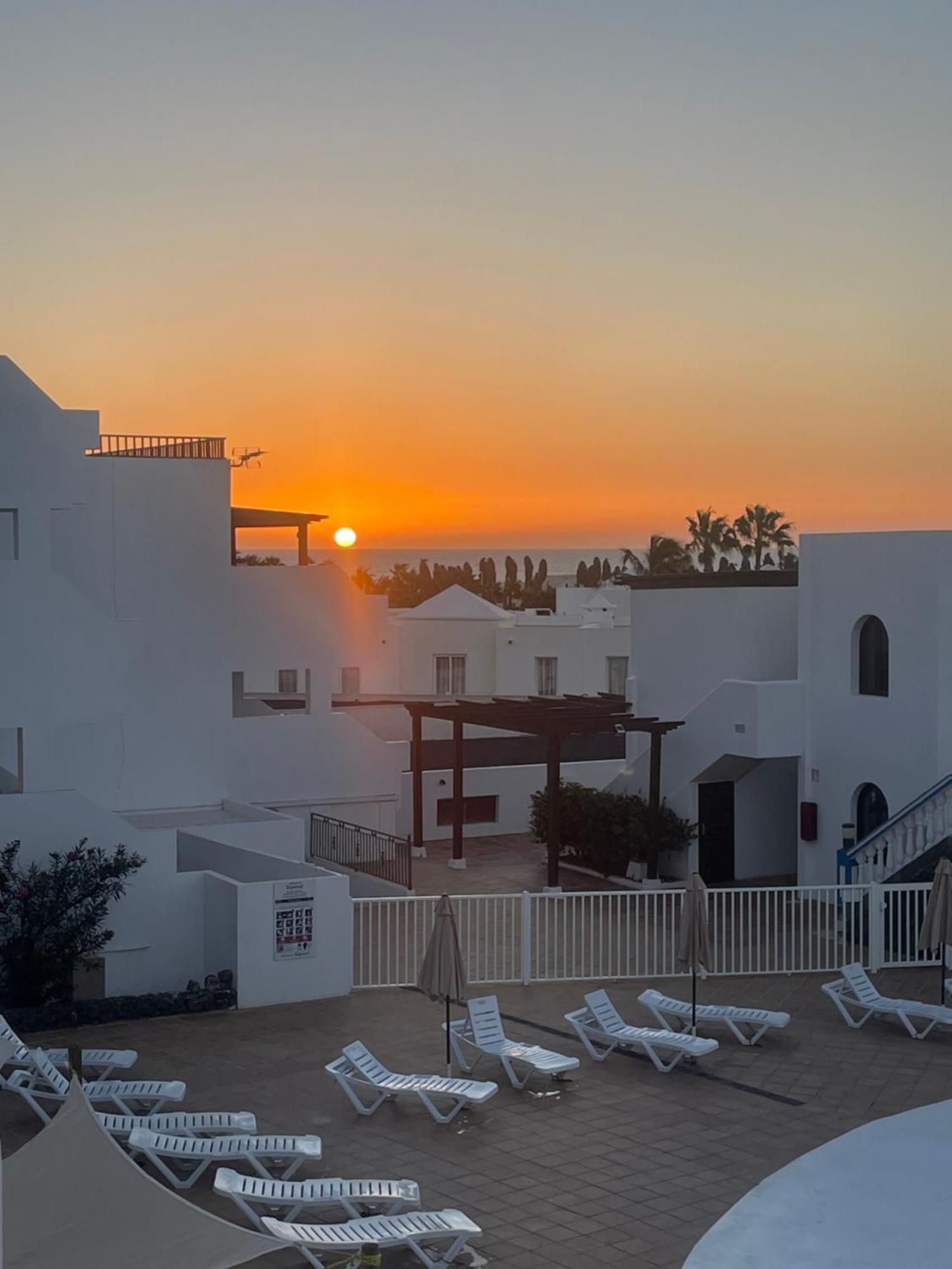 Pistachio Apartment 323 - Lanzarote Apartment كوستا تاغيسي المظهر الخارجي الصورة