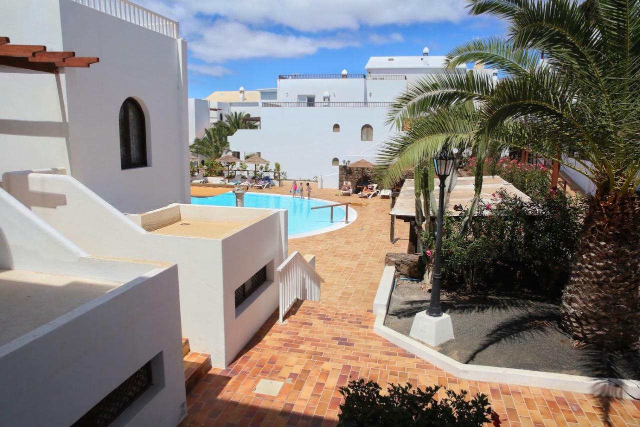 Pistachio Apartment 323 - Lanzarote Apartment كوستا تاغيسي المظهر الخارجي الصورة
